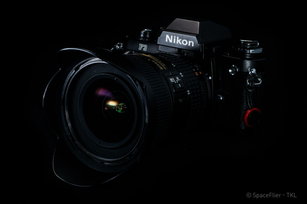 Nikon Ai AF-S Zoom Nikkor 超広角ズームレンズ